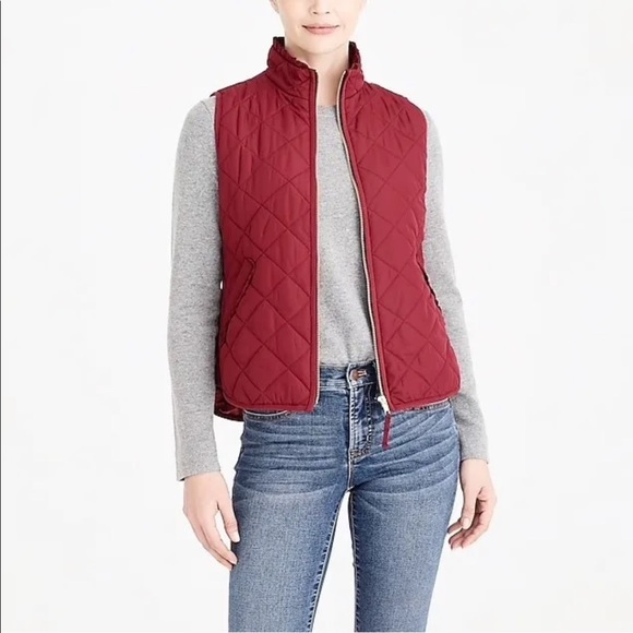 J Crew Mercantile Vest Ruffle Quilted Puffer Full Zip Pockets Maroon Red Small